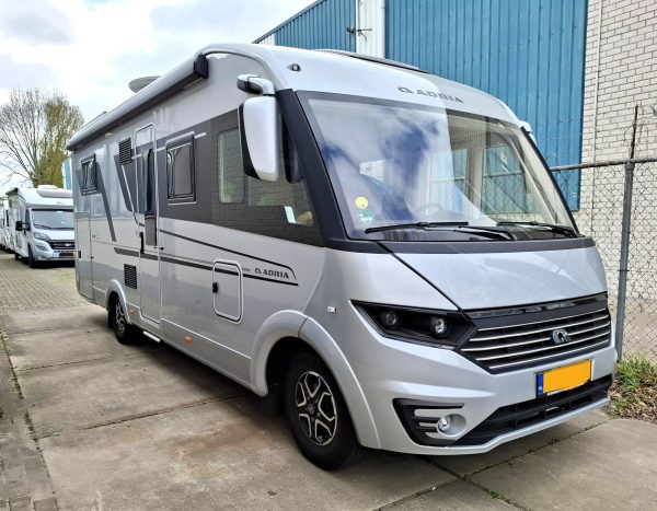 Adria sonic supreme camper AUTOMAAT bouwjaar 2022 - Afbeelding 5