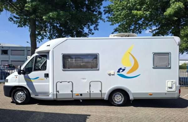Knaus / Eifelland TI  half intergraal camper van 2002 - Afbeelding 5